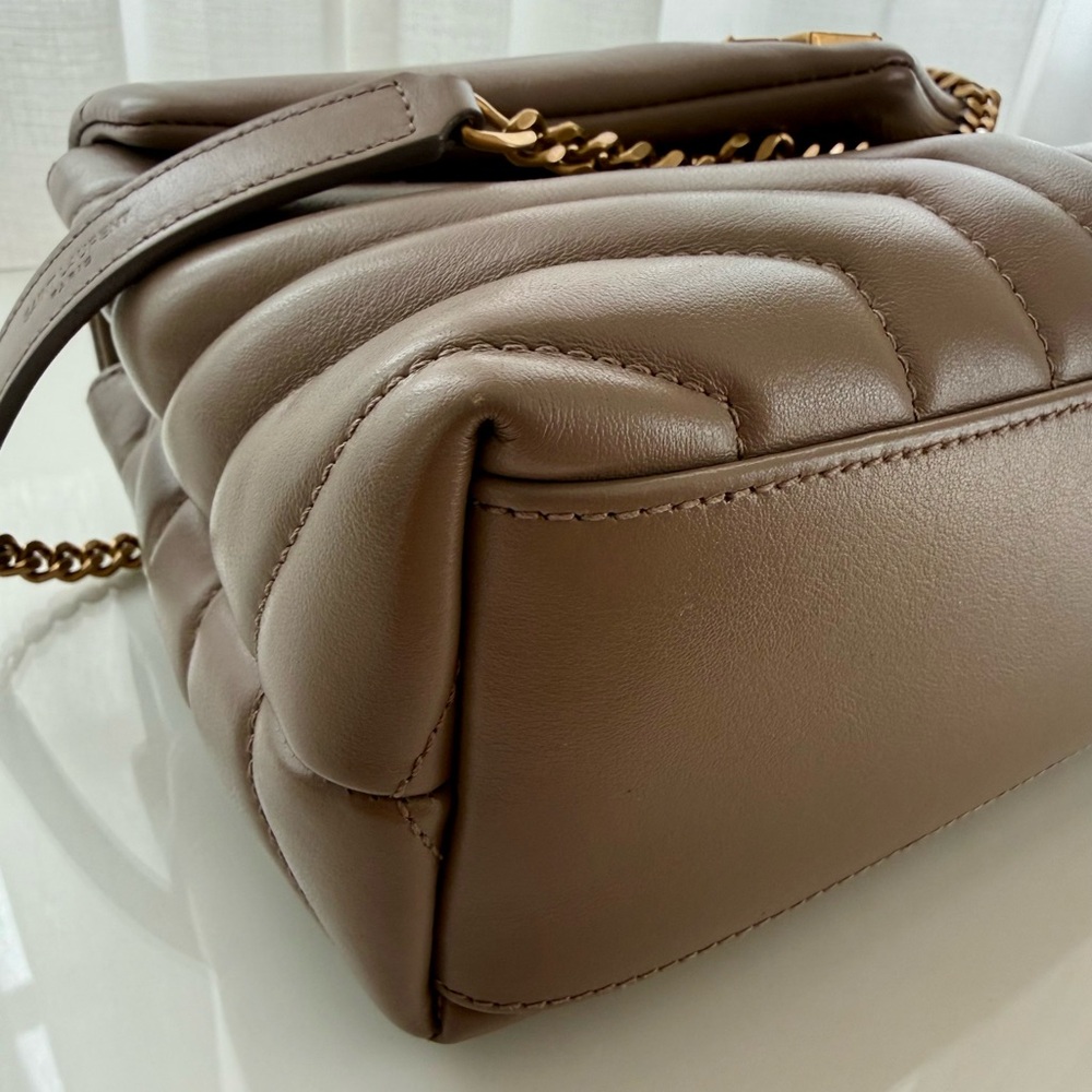 Saint Laurent Small Loulou Chain bag - Picture 11 of 16